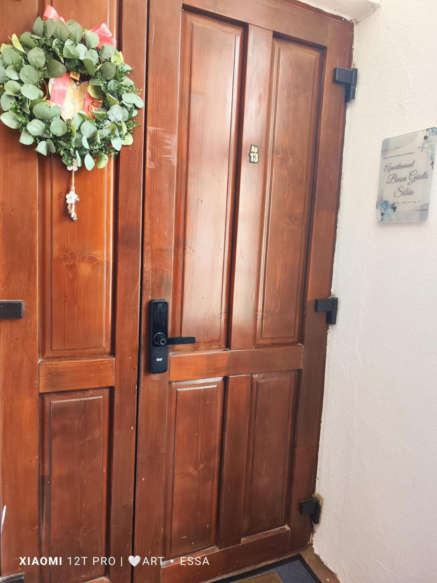 Apartament Buon Gusto,Near Main Square And Liar Bridge,Historical Side Of City Center Сибиу Екстериор снимка